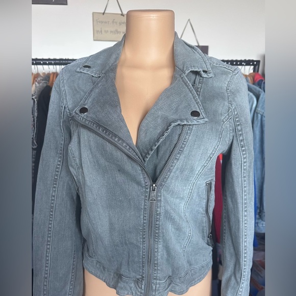 Lucky Brand Gray Jean Jacket Classic Denim Style - Picture 2 of 3